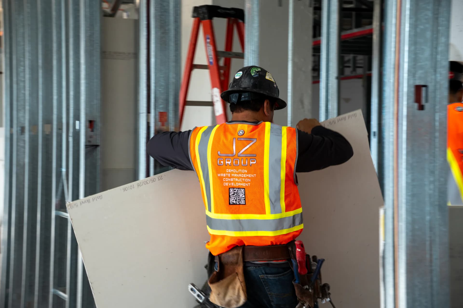 JZ Group field operations on a commercial project